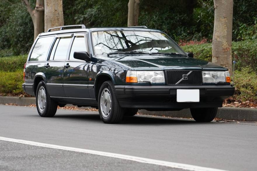 Volvo 940 Estate Polar 2.3L（1996年式） ネオクラシック中古車｜Young Timers Club.