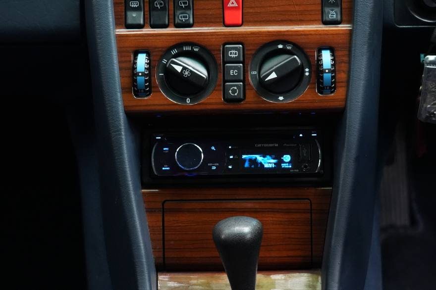 Mercedes-Benz S124 230TE Station Wagon（1993年式） ネオクラシック中古車｜Young Timers Club.