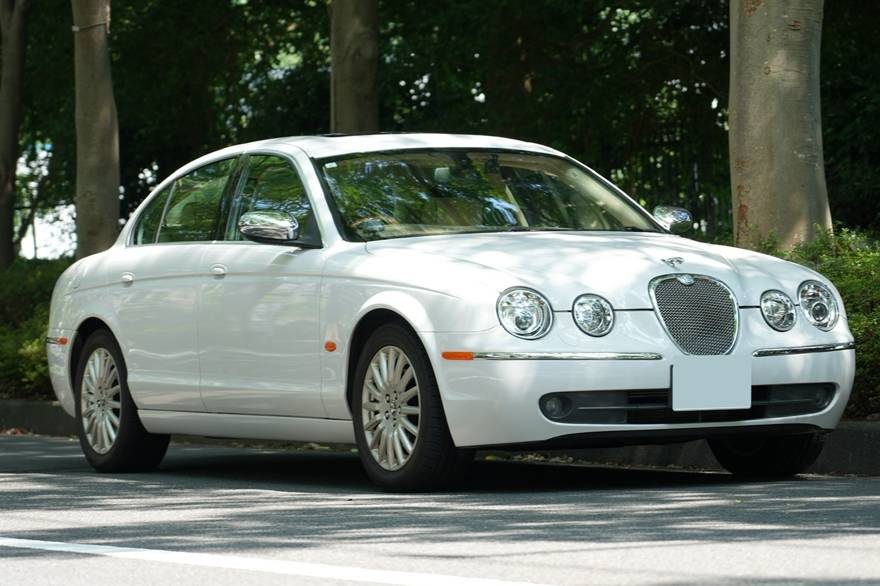 Jaguar S-Type Sovereign（2005年式） ネオクラシック中古車｜Young Timers Club.