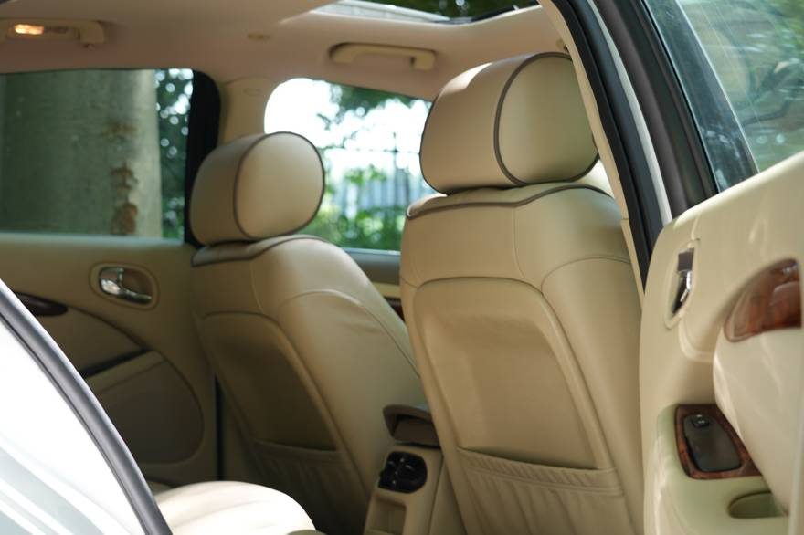 Jaguar S-Type Sovereign（2005年式） ネオクラシック中古車｜Young Timers Club.
