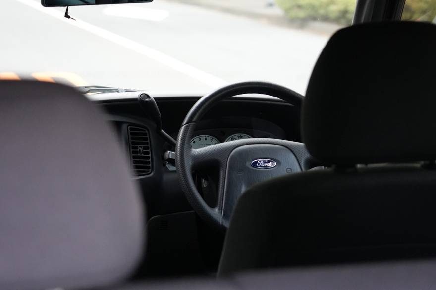 Ford Escape（2002年式） ネオクラシック中古車｜Young Timers Club.