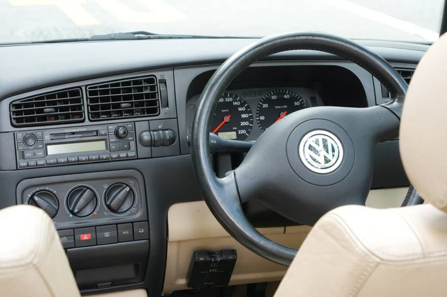 VW Golf4 Cabriolet（2001年式） ネオクラシック中古車｜Young Timers Club.