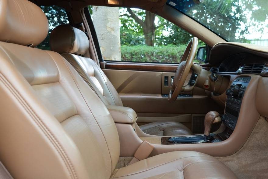 Cadillac Seville STS — Collector's Edition（1997年式） ネオクラシック中古車｜Young Timers Club.