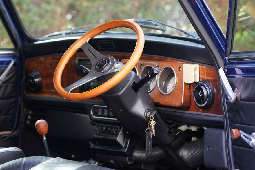 Rover Mini Cooper（1998年式） ネオクラシック中古車｜Young Timers Club.