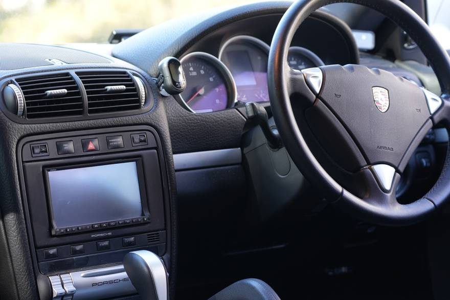 Porsche Cayenne S 4.8L 4WD（2009年式） ネオクラシック中古車｜Young Timers Club.