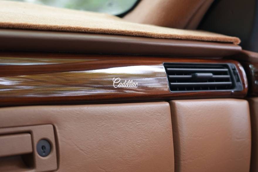 Cadillac Seville STS — Collector's Edition（1997年式） ネオクラシック中古車｜Young Timers Club.