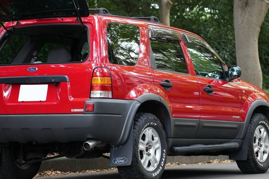 Ford Escape（2002年式） ネオクラシック中古車｜Young Timers Club.